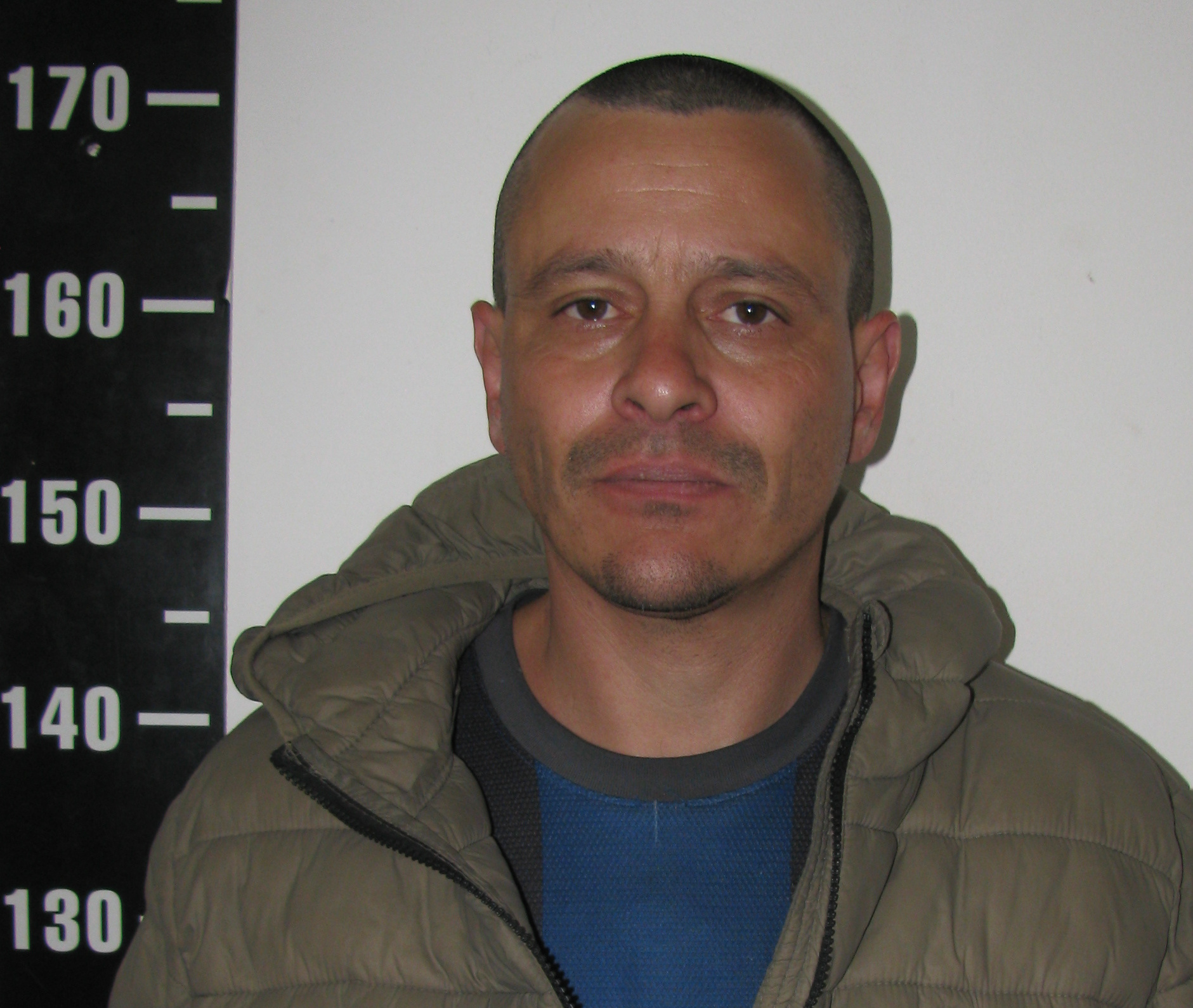 Procedimiento policial por hurto en supermercado de Punta del Este