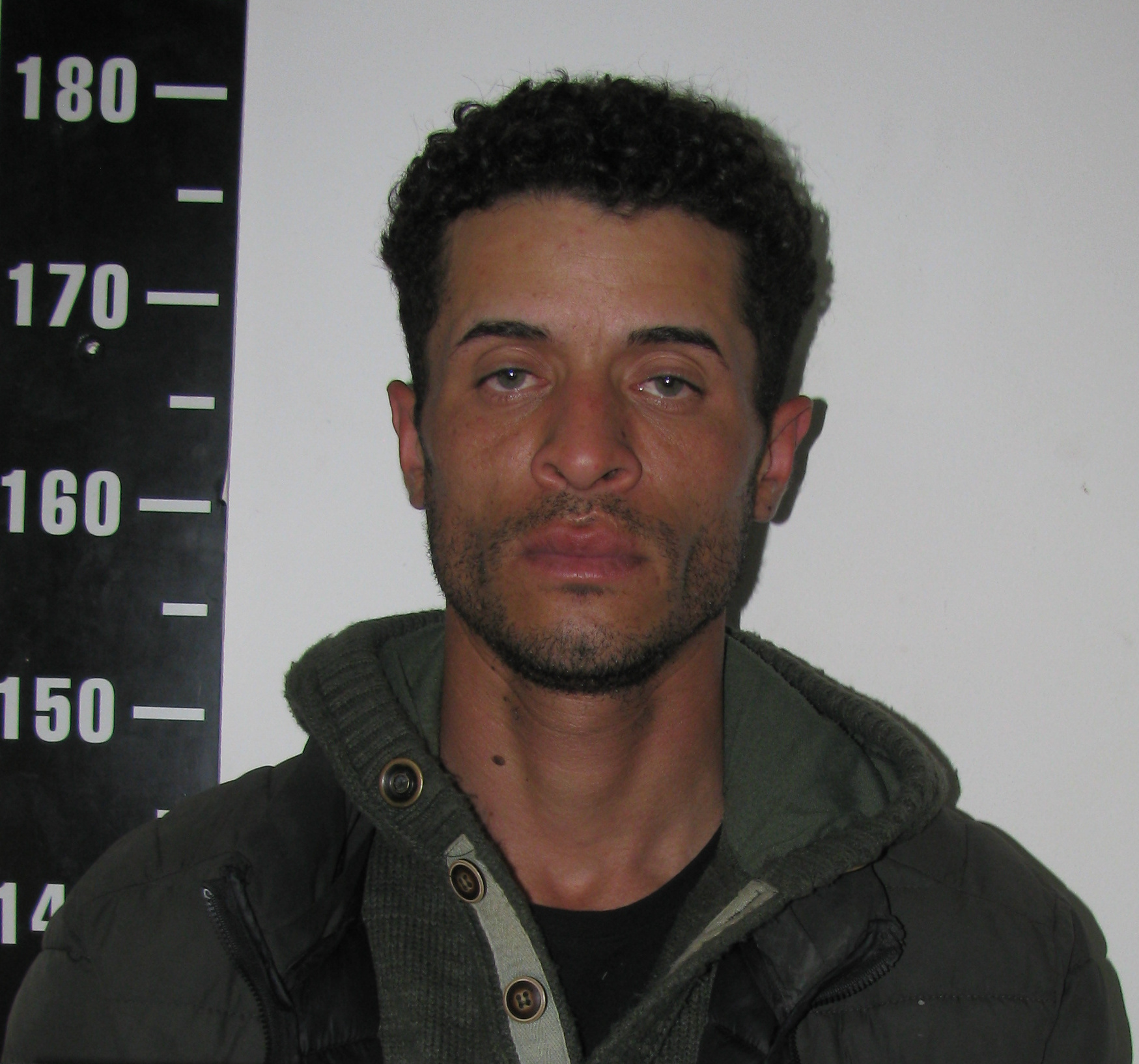 Operativo policial por hurto de celular en Maldonado Nuevo