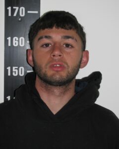 Incumplió arresto domiciliario, huyó de la Policía y dañó un móvil: Tiago Lautaro Castillo Flores fue condenado a 14 meses