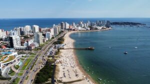 Temporada 2026-2027 en Maldonado: Abella pidió cautela y recomendó mantener los precios ante la incertidumbre regional